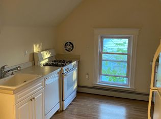 12 Schuyler Ave #3, Stamford, CT 06902