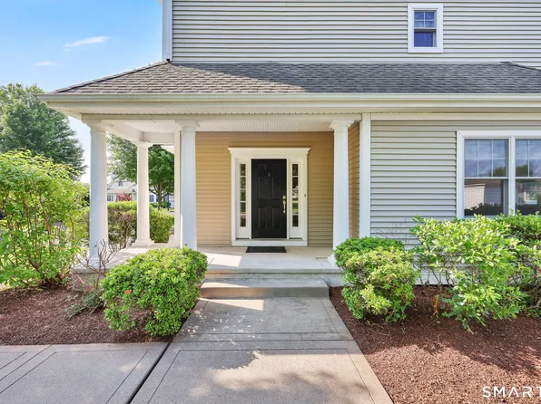 19 Turnberry Lane #19, Bloomfield, CT 06002