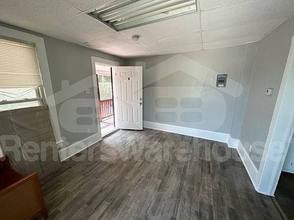 3rd image of 1006 Ford Ave Unit B