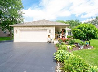 15011 Laramie Ave, Oak Forest, IL 60452