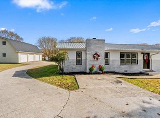 326 Greenwood Cir, Madisonville, TN 37354