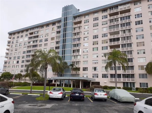 4001 Hillcrest Dr APT 308, Hollywood, FL 33021