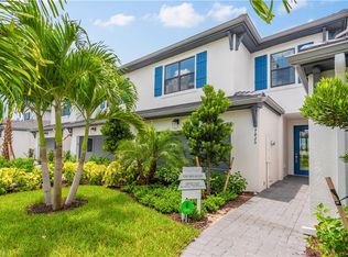 7541 Carnegie Way, Naples, FL 34119