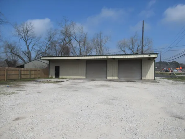 1124 Desirable Ln, Huffman, TX 77336