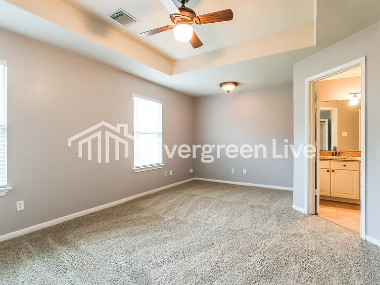 15411 Hickory Dale St — Photo 8