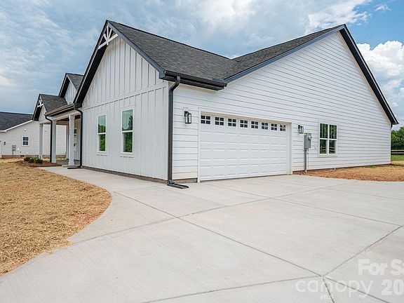 5th image of 1349 Zeb Haynes Rd