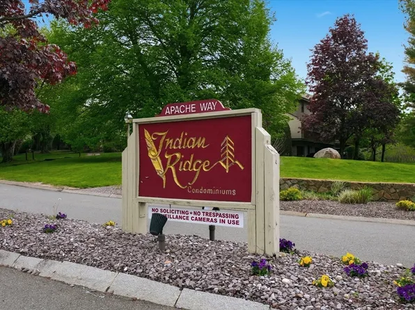 52 Apache Way Unit 52, Tewksbury, MA 01876