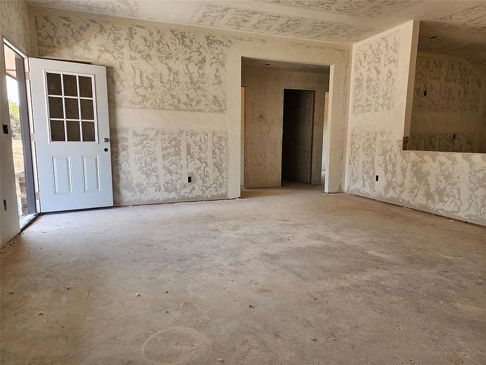 2nd image of 2220 County Street 2976