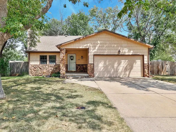1650 N Main St, Rose Hill, KS 67133