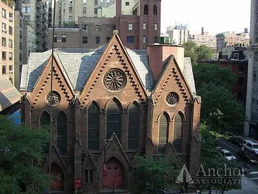 Rented by Anchor Associates | media 16