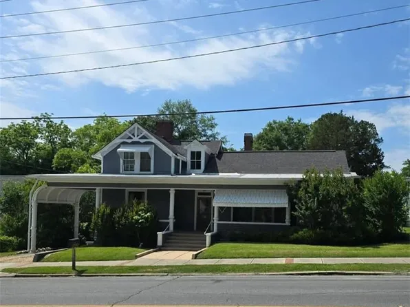 255 N Marble St, Rockmart, GA 30153