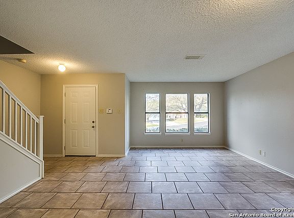 5th image of 7850 Caston Park Dr