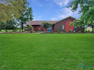 811 W Leggett St, Wauseon, OH 43567
