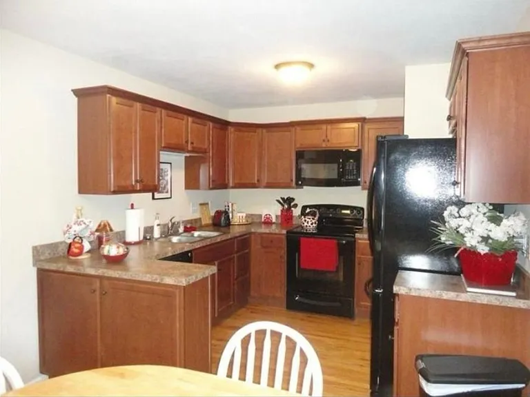 4220 Anguilla Dr — Photo 3