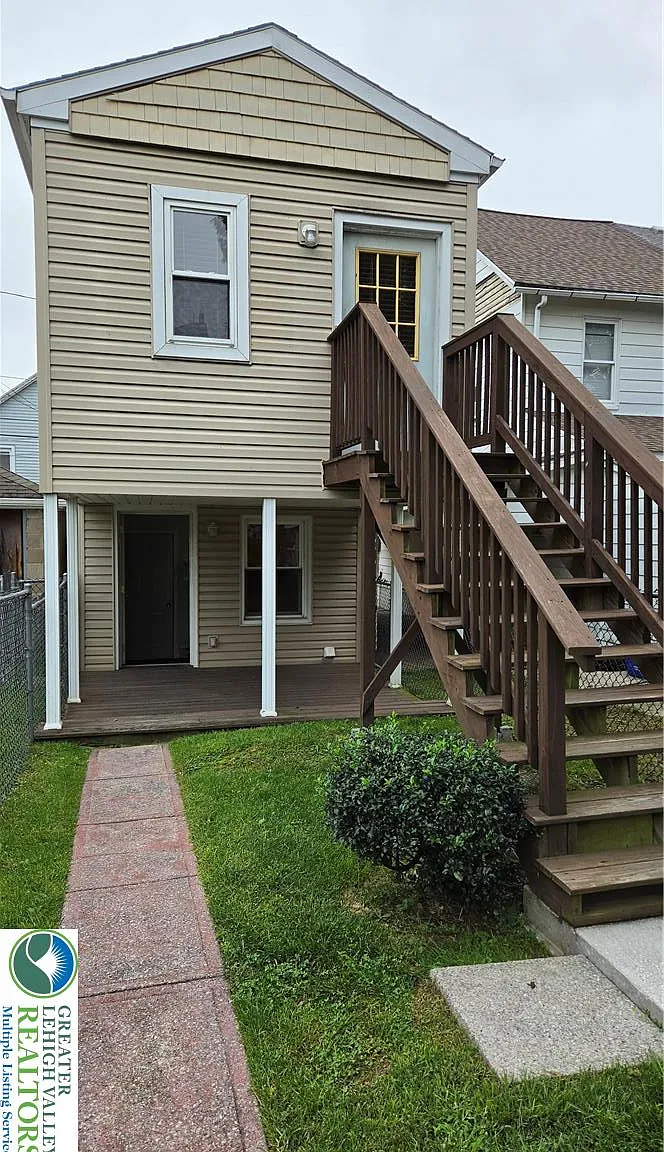 1 bed, 1.0 bath, 600 sqft, $1,250 — Photo 2