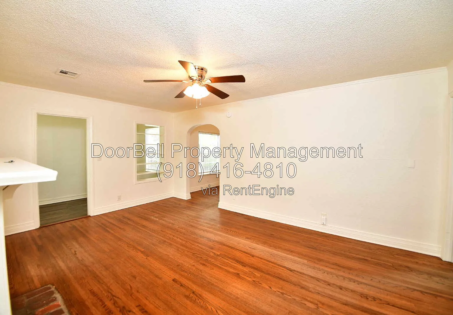 2 bed, 1.0 bath, 947 sqft, $1,395 — Photo 4