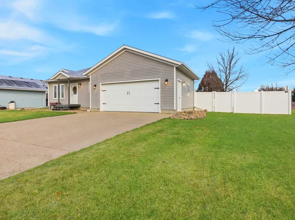 100 Jessica St, Worthing, SD 57077