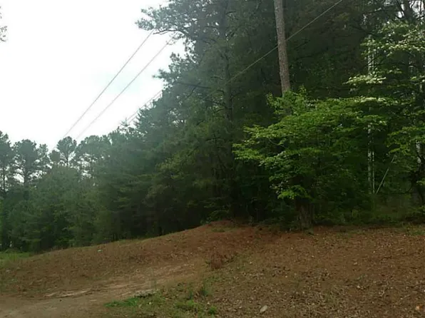 W Lakeview Dr, Canton, GA 30114