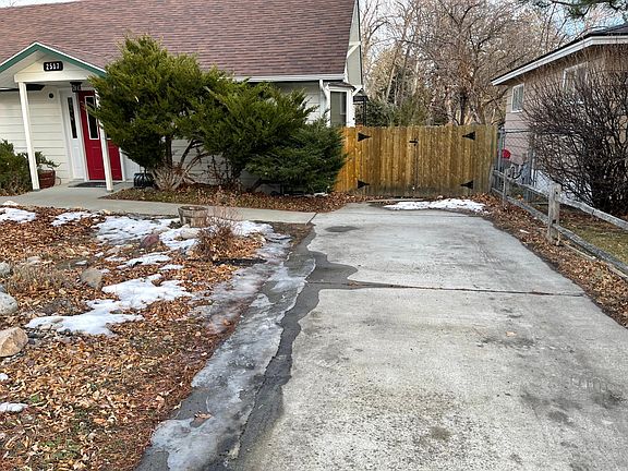 2nd image of 2517 Downer Ln #2