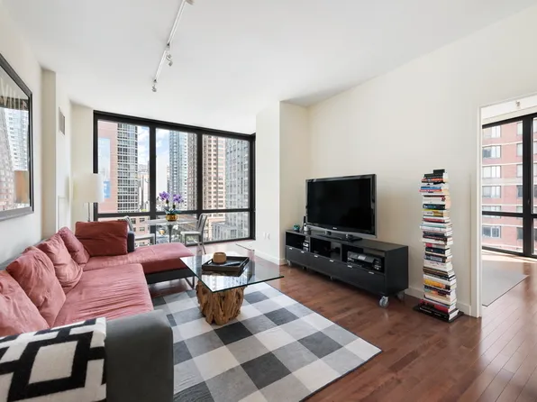 101 W 24th St APT 11E, New York, NY 10011
