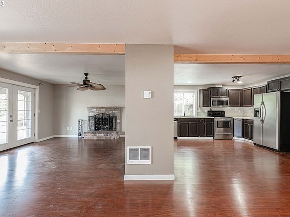 3rd image of 6912 NE 144th Ct