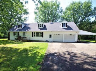 10070 Hammond Rd, Irving, NY 14006