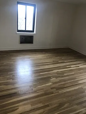 Rented by David Gmuca, LREB | media 4