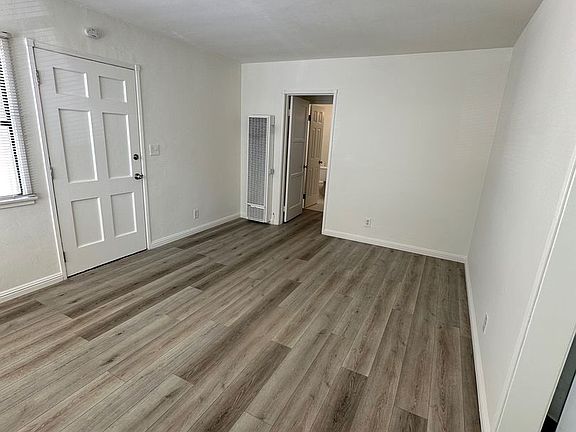 2nd image of 26 61st Pl APT A