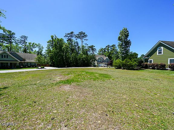 5th image of 711 Coniston Drive