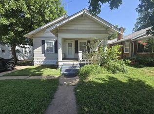 1412 E 2nd Ave, Winfield, KS 67156