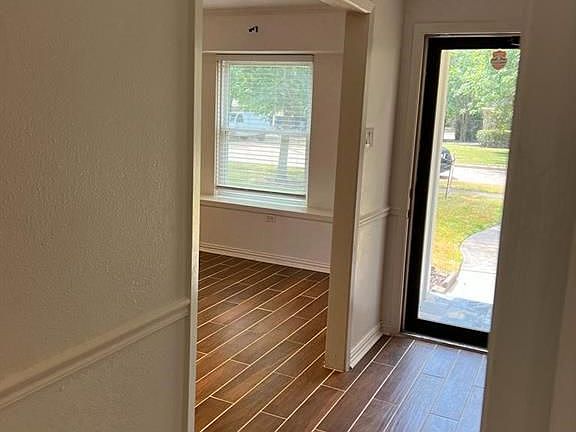 4th image of 5910 Dawnridge Dr