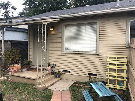 5th image of 221 S Avenue 58
