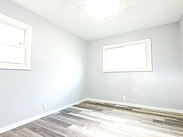 805 Reddick St — Photo 14