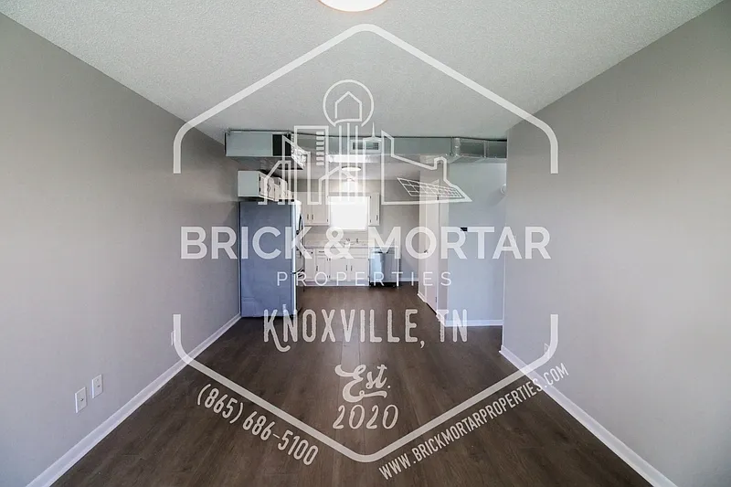 2 bed, 1.0 bath, 1000 sqft, $1,225 — Photo 2