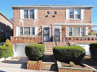 44-09 196th St, Flushing, NY 11358