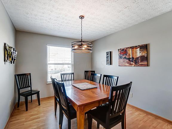 5th image of 629 Vedette St
