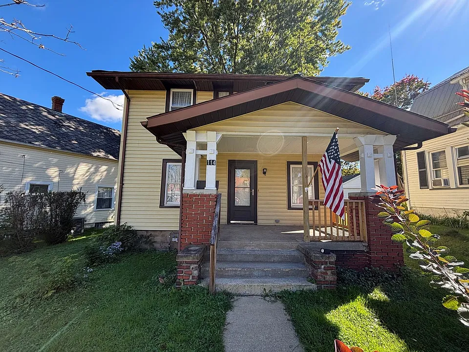 114 W Washington Blvd