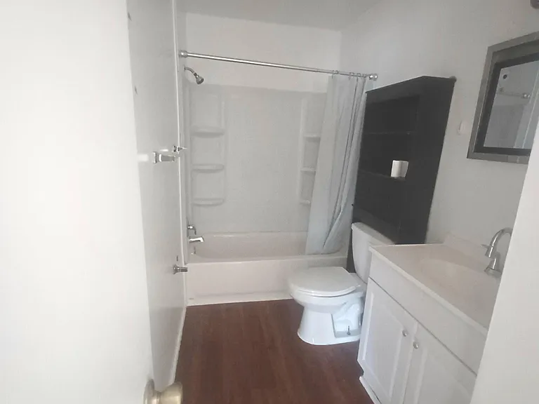 33 S Lincoln Ave — Photo 11