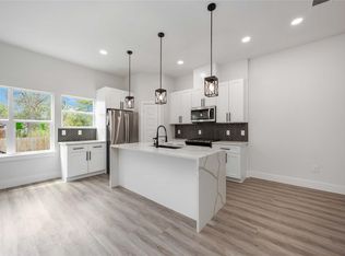 2303 Staples St, Houston, TX 77026