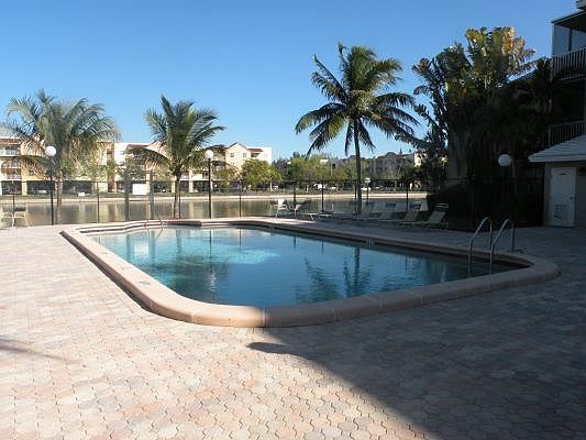 5th image of 21133 SW 85th Ave APT 401