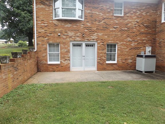 5th image of 7989 Carrollton Pike