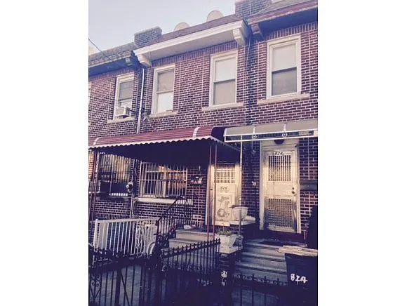 826 53rd St photo 1