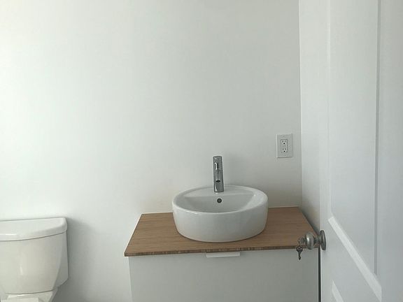 4th image of 1289 Weathersfield Way #2