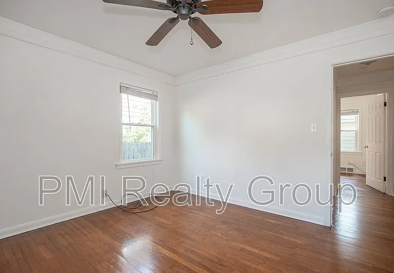 1547 Sherbrook Rd — Photo 10