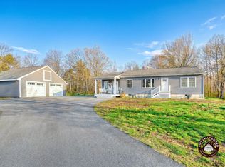 35 Pierce Rd, Oxford, ME 04270