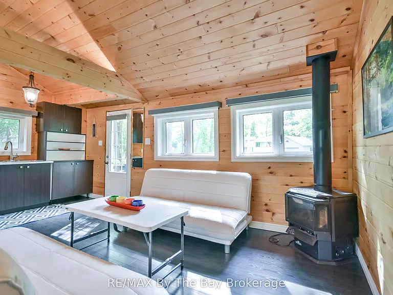578 Oxbow Park Dr — Photo 12