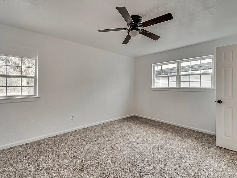 2110 Aggie Dr — Photo 12
