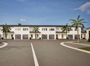 5090 SW 37th St, Hollywood, FL 33023