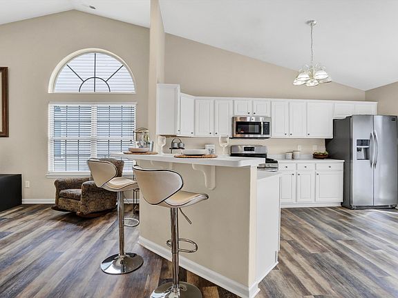 3rd image of 11717 Whisper Cove Dr