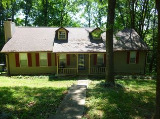 215 Shoreline Dr, Killen, AL 35645